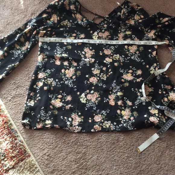 Rue21 Flowered Black Top - Picture 6 of 8